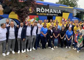 Rămas bun, Würzburg! „Tricolorii” au plecat spre România: moment emoționant în fața hotelului + Iordănescu, Stanciu și Burleanu, întâlnire cu suporterii
