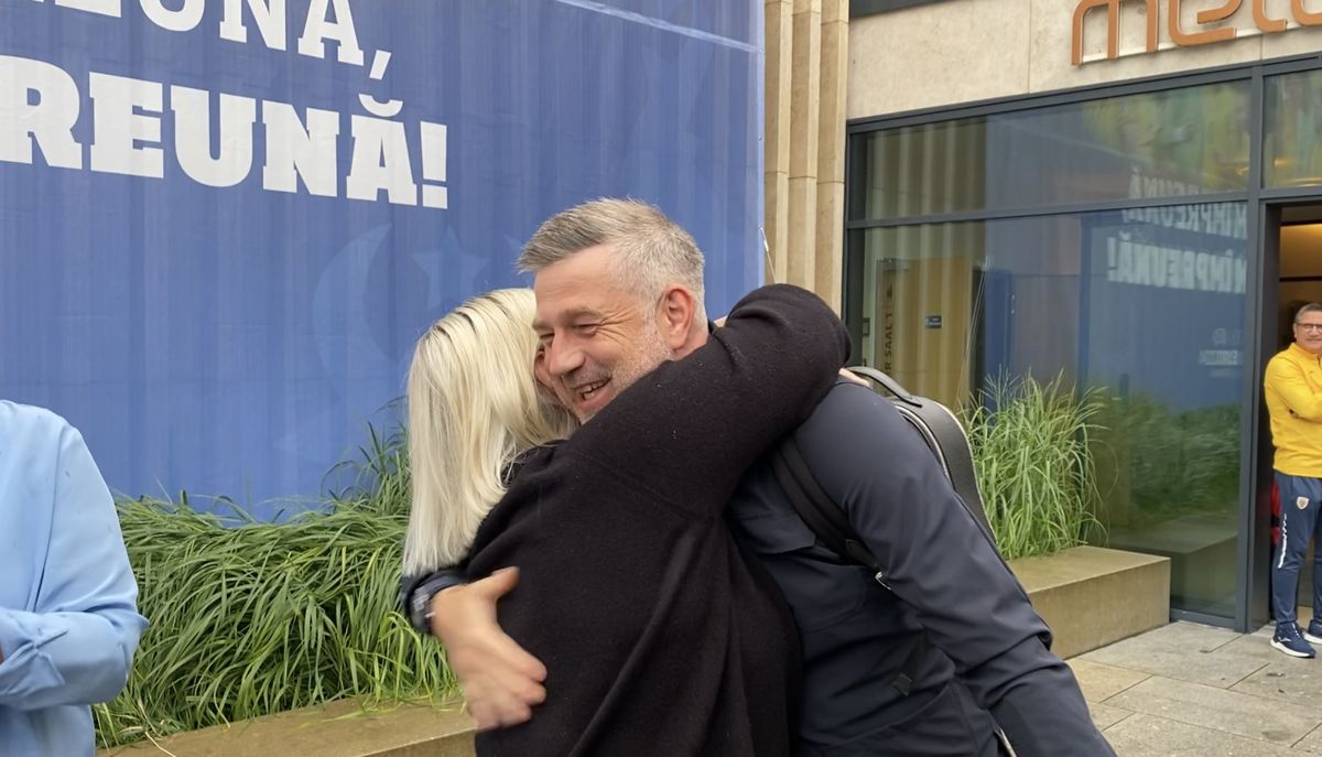 Rămas bun, Würzburg! „Tricolorii” au plecat spre România: moment emoționant în fața hotelului + Iordănescu, Stanciu și Burleanu, întâlnire cu suporterii