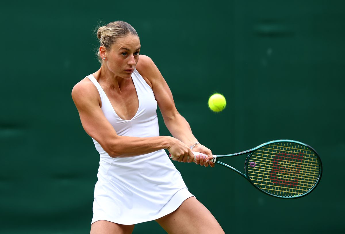 Mireasa „Sportului Alb” » Jucătoarea de la Wimbledon care a apărut într-un echipament replică după rochia ei de nuntă