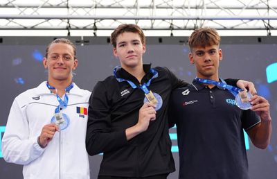 A doua medalie pentru România la CE de juniori de la Samorin » Robert Badea a cucerit argintul la 200 m mixt