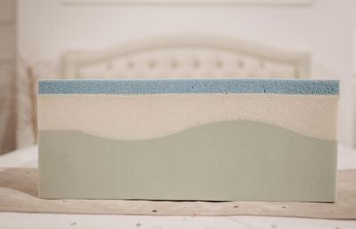 Somnul și refacerea după antrenamente intense – ce tip de saltea ajută cu adevărat