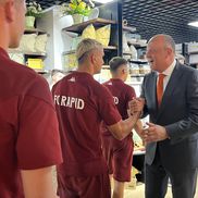 Rapidiștii au participat la inaugurarea unui nou magazin Mobexpert în București. Foto: Carmen Dumitru (GSP.RO)