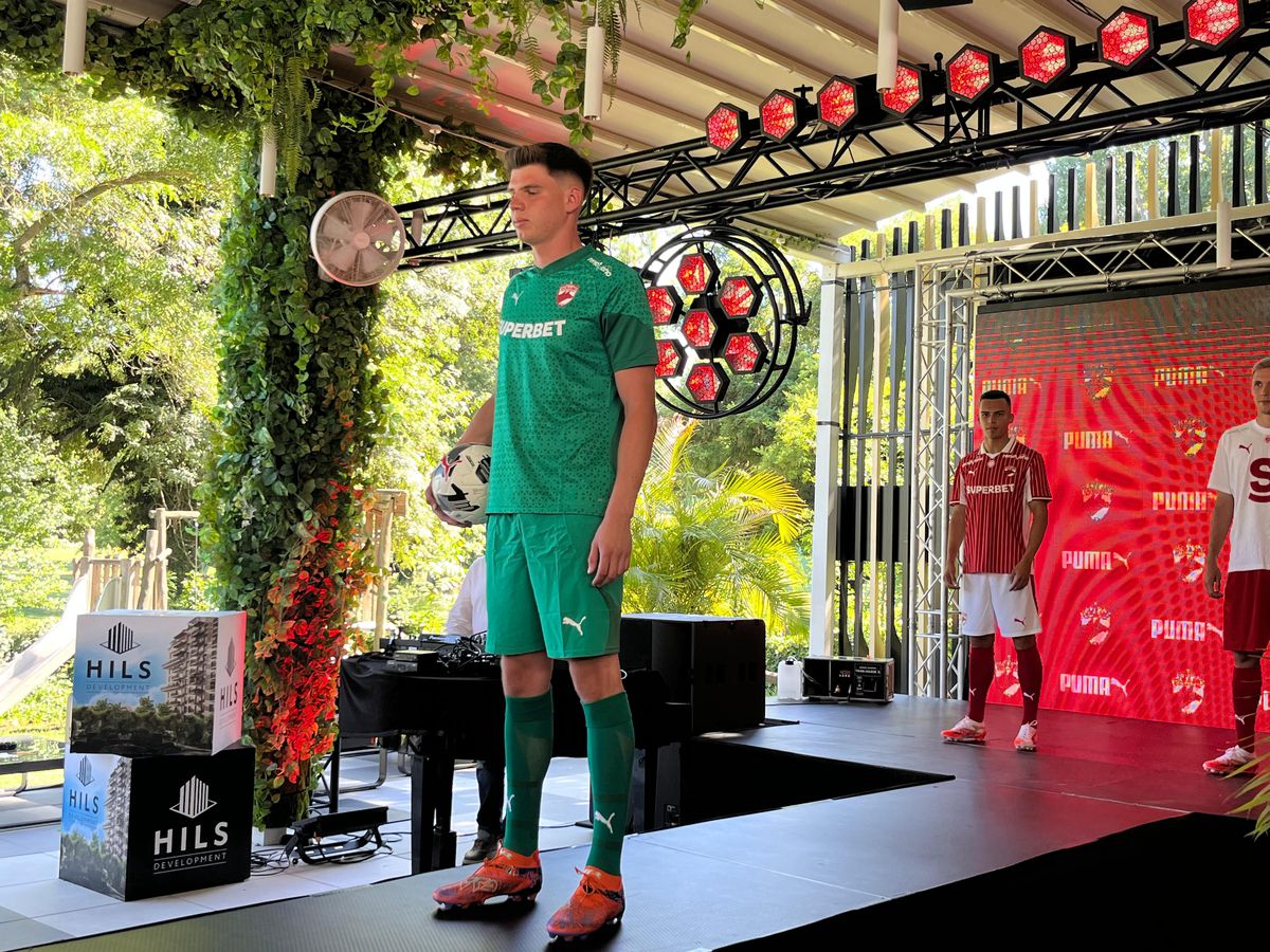 Dinamo și-a prezentat echipamentele pentru sezonul 2025-2026