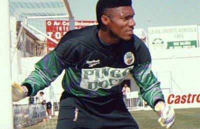 A murit Peter Rufai, portarul legendarei echipe a Nigeriei de la Mondialul din 1994