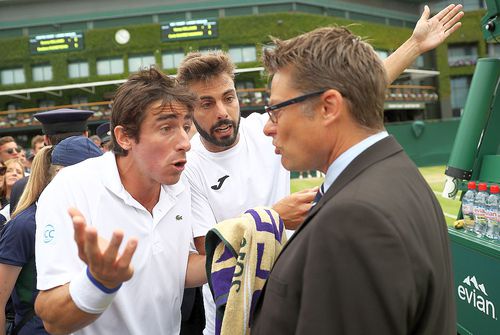REMEMBER O poveste de necrezut de la Wimbledon: un spectator a acuzat un jucător că a urinat pe teren, într-o cutie de mingi