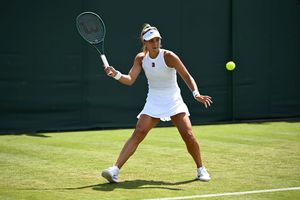 Jaqueline Cristian, eliminată în primul tur și din competiția de dublu de la Wimbledon