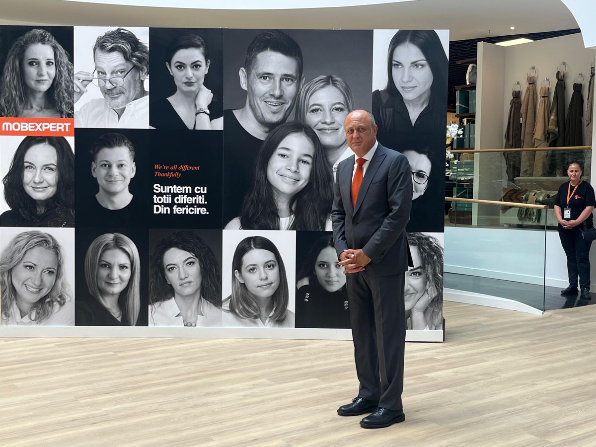 Rapid la Mobexpert - lansare magazin