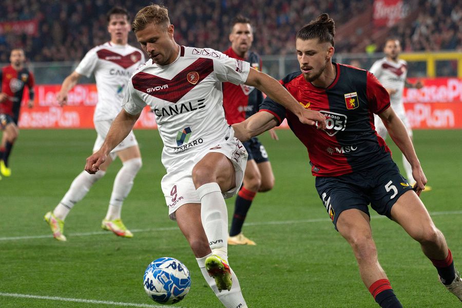 Gabriele Gori, în duel cu Radu Drăgușin CFR Cluj dă lovitura » Atacantul crescut de Fiorentina semnează înainte de Supercupă