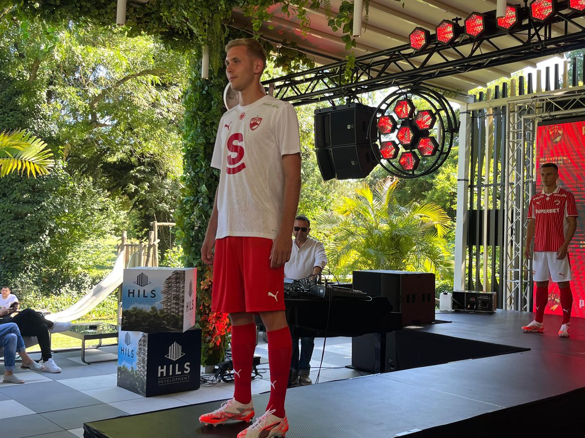 Dinamo și-a prezentat echipamentele pentru sezonul 2025-2026