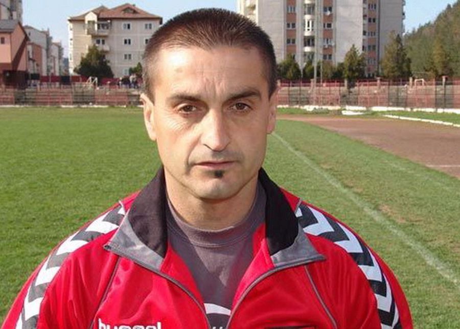 „Uitați-vă la el, e și o mână divină” » Poveștile emoționante ale oamenilor lângă care a crescut Cristi Chivu: „Fie iertat, tatăl lui nu-l lăsa să facă nimic!”