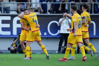 Două cluburi din Serie A au întrebat despre jucătorul român: „Tot sună telefonul”