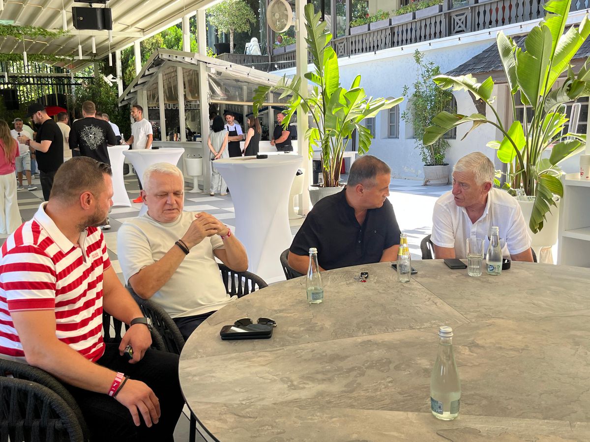 Dinamo și-a prezentat echipamentele pentru sezonul 2025-2026