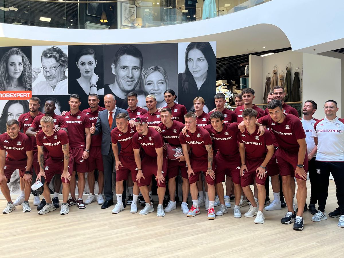 Rapid la Mobexpert - lansare magazin