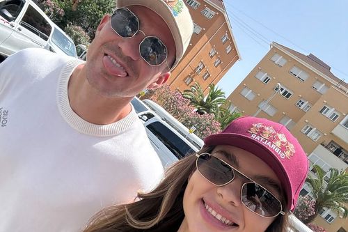 FOTO Urmează o nouă nuntă! Fotbalistul român se va căsători cu Tia-Maria, fostă înotătoare: „A spus «DA»”