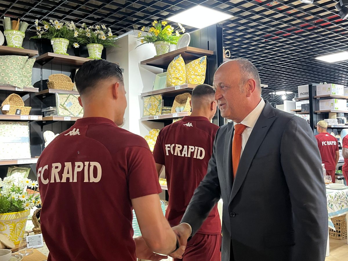 Rapid la Mobexpert - lansare magazin