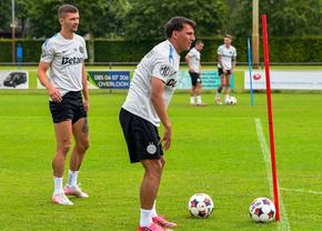 FCSB a programat un amical cu echipa lui Cosmin Olăroiu!