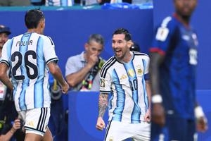 IREZISTIBIL! » Lionel Messi, definitiv în ISTORIE după ce a marcat în Argentina - Capul Verde