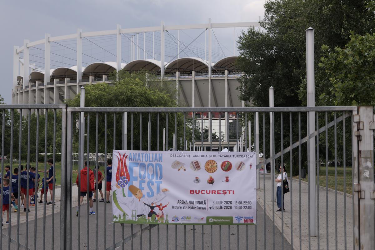 Kebab Arena! În absența fotbalului, turcii au pus stăpânire pe cel mai mare stadion al României