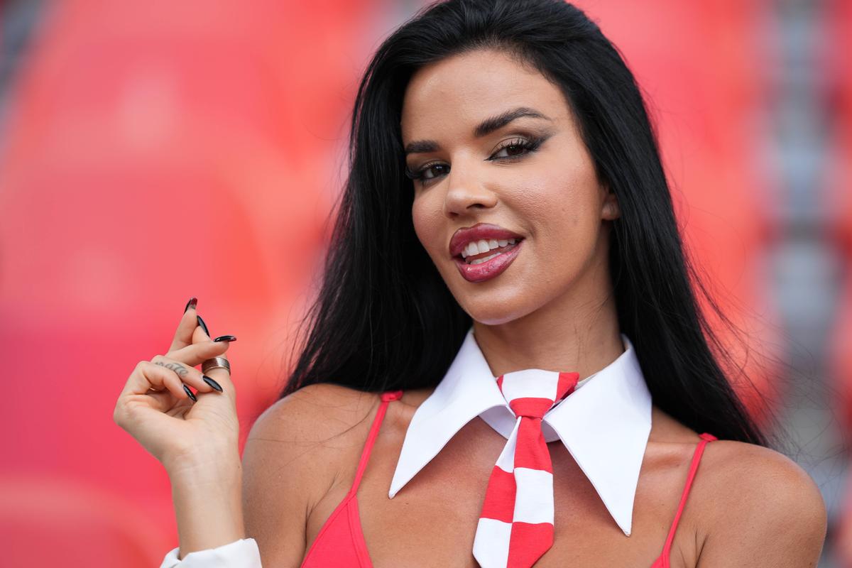 Ivana Knoll a făcut spectacol în tribune, apoi i-a atacat pe portughezi: „Noi măcar am jucat corect”