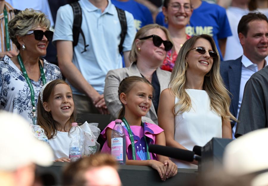 Novak Djokovic și-a explicat gesturile pe care le-a făcut la finalul partidei din turul al treilea de la Wimbledon: „Nu cred că a fost chiar extraordinar”