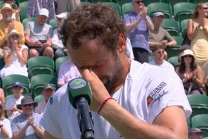 L-a eliminat pe Joao Fonseca de la Wimbledon și apoi a izbucnit în lacrimi: „Nu știam dacă voi mai putea reveni”