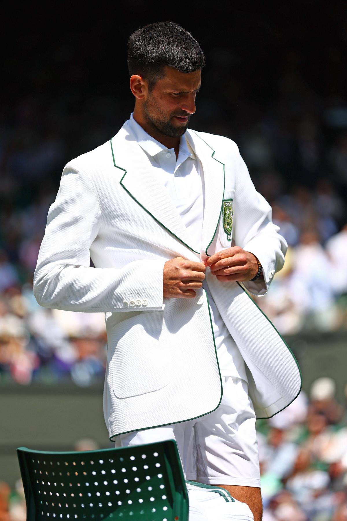 Novak Djokovic, apariție spectaculoasă în șaisprezecimile de la Wimbledon