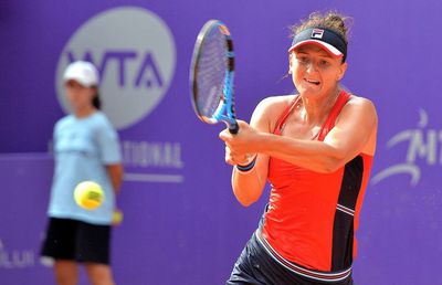 Revenire cu înfrângere » Irina Begu s-a înclinat în două seturi la Palermo