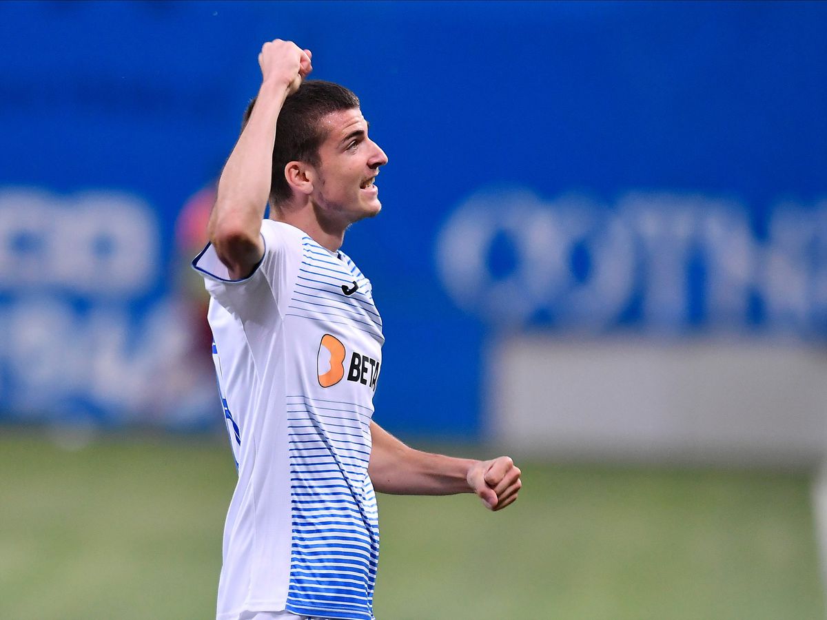 CFR Cluj, campioană! Giedrius Arlaukis și-a confirmat plecarea după ce a câștigat Liga 1+ Nu l-a uitat pe Dan Petrescu: „Așa se întâmplă când se întâlnesc doi nebuni!”