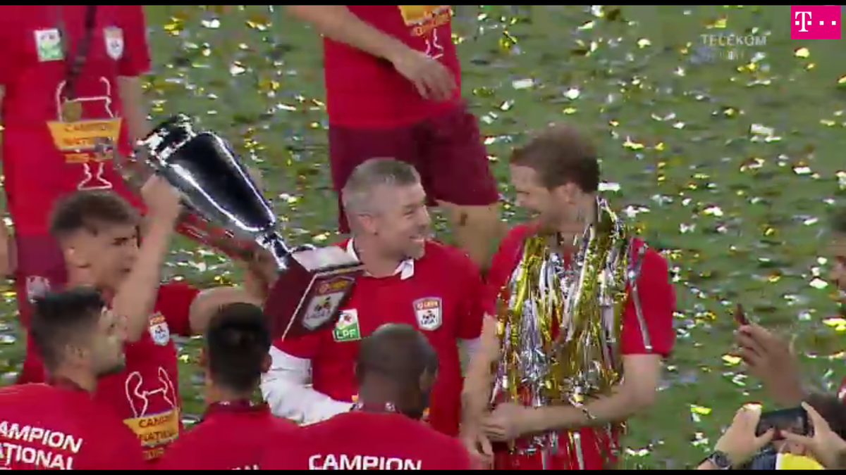 CFR Cluj. Răbufnire neașteptată în noaptea titlului! Starul campioanei anunță că vrea să plece: „Nu suntem plătiți din martie, e inadmisibil”