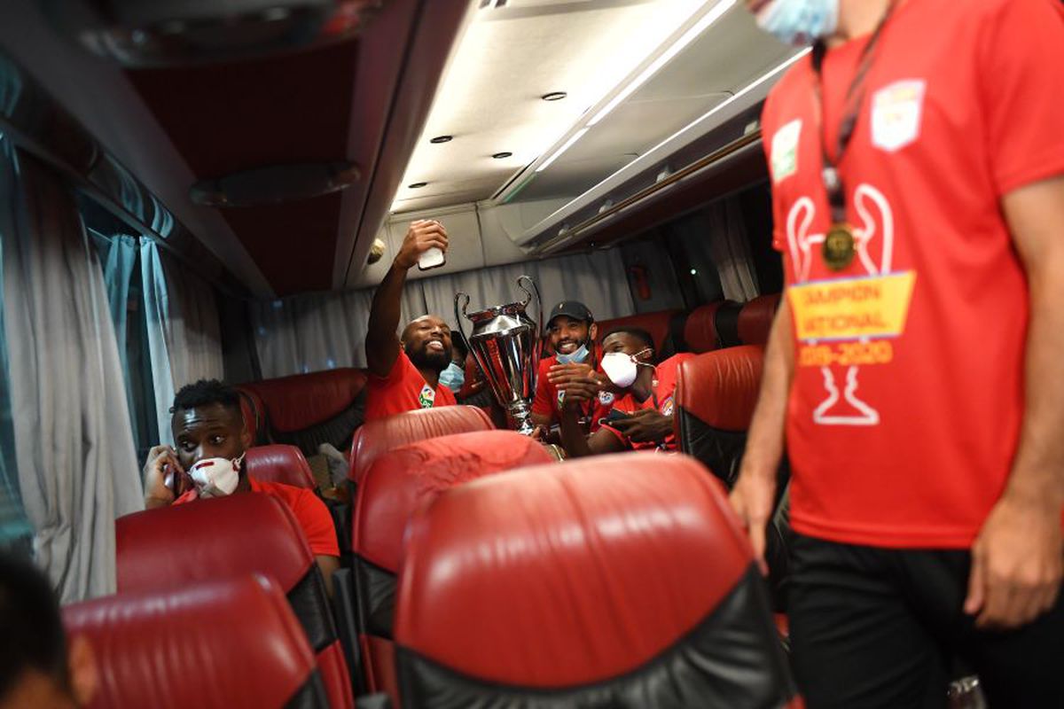 Arlauskis, reacție incredibilă despre transferul lui Balotelli: „Ce să caute la CFR? Cu bășinile și figurile lui...”