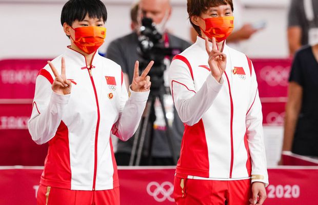 Scandal politic la Tokyo: chinezoaicele au urcat pe podium cu portretul „celui mai mare criminal în masă din istorie”