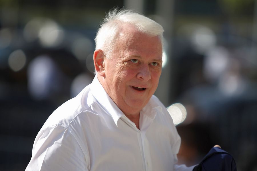 Viorel Hrebenciuc Prezență-surpriză în delegația FCSB din Slovacia » Alături de echipă după eliberarea din închisoare. Cum arată acum omul care a ajutat echipa din umbră, cât timp Becali a fost închis