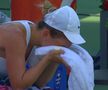 Sufocată de căldură! Simona Halep a abandonat la Washington, după ce pierduse primul set cu Anna Kalinskaya