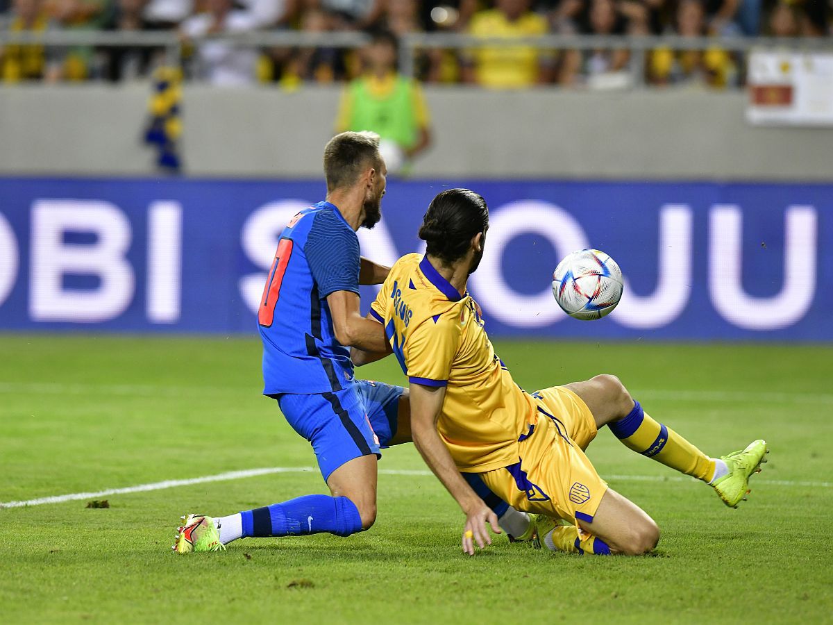 MeriTAMM » Cine a impresionat în victoria reușită de FCSB în Slovacia + Cum s-au descurcat nou-veniții Miculescu și Rusu