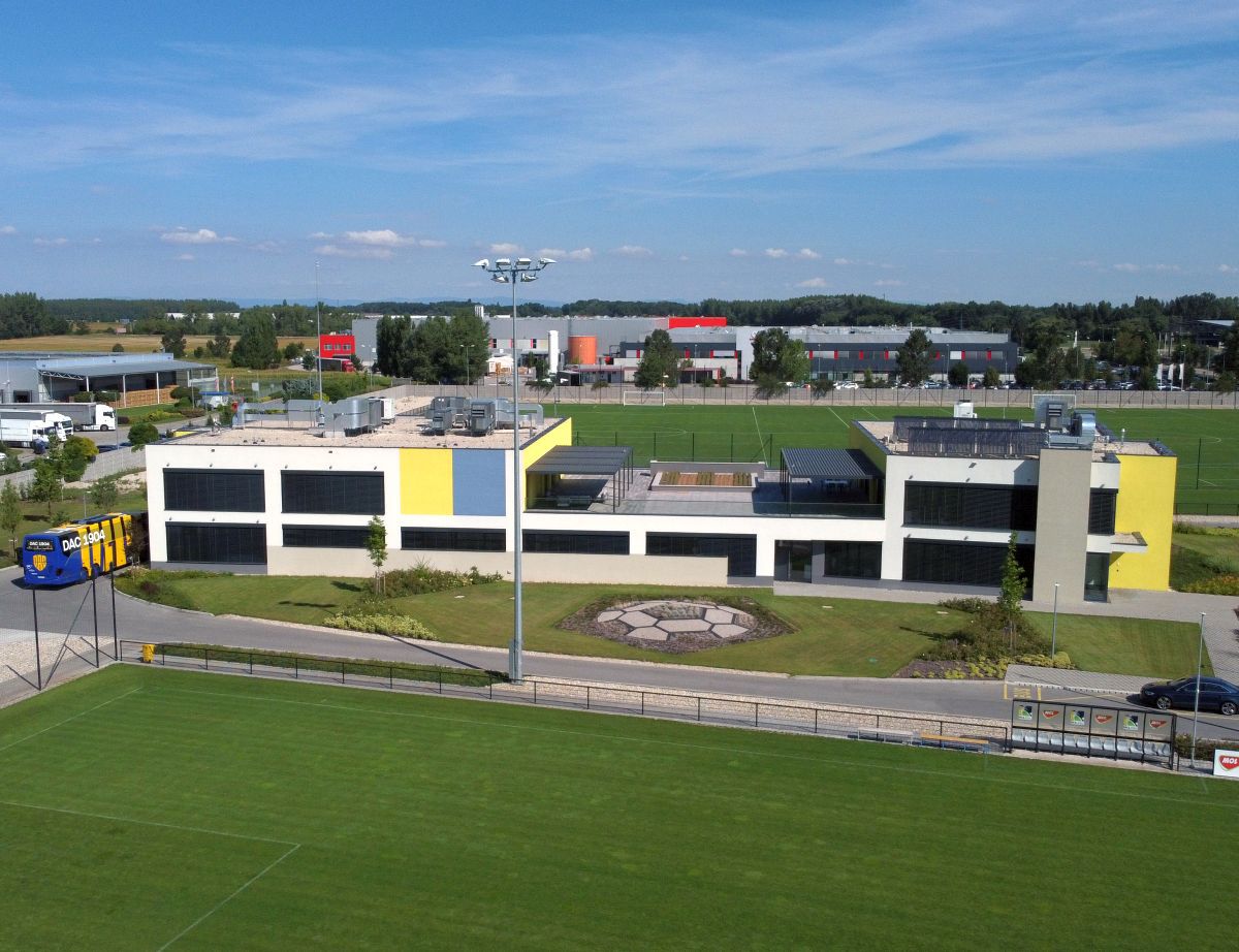 Gazeta a vizitat academia SF de 14 milioane € construită de Viktor Orban în Slovacia, în fieful lui Dunajska Streda: „Nu vezi așa ceva în România!”