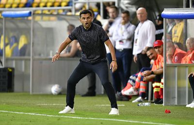 Jucătorul pe care Dică voia să-l schimbe: „Am avut emoții mari că ia «roșu»!” + ce l-a enervat în repriza secundă