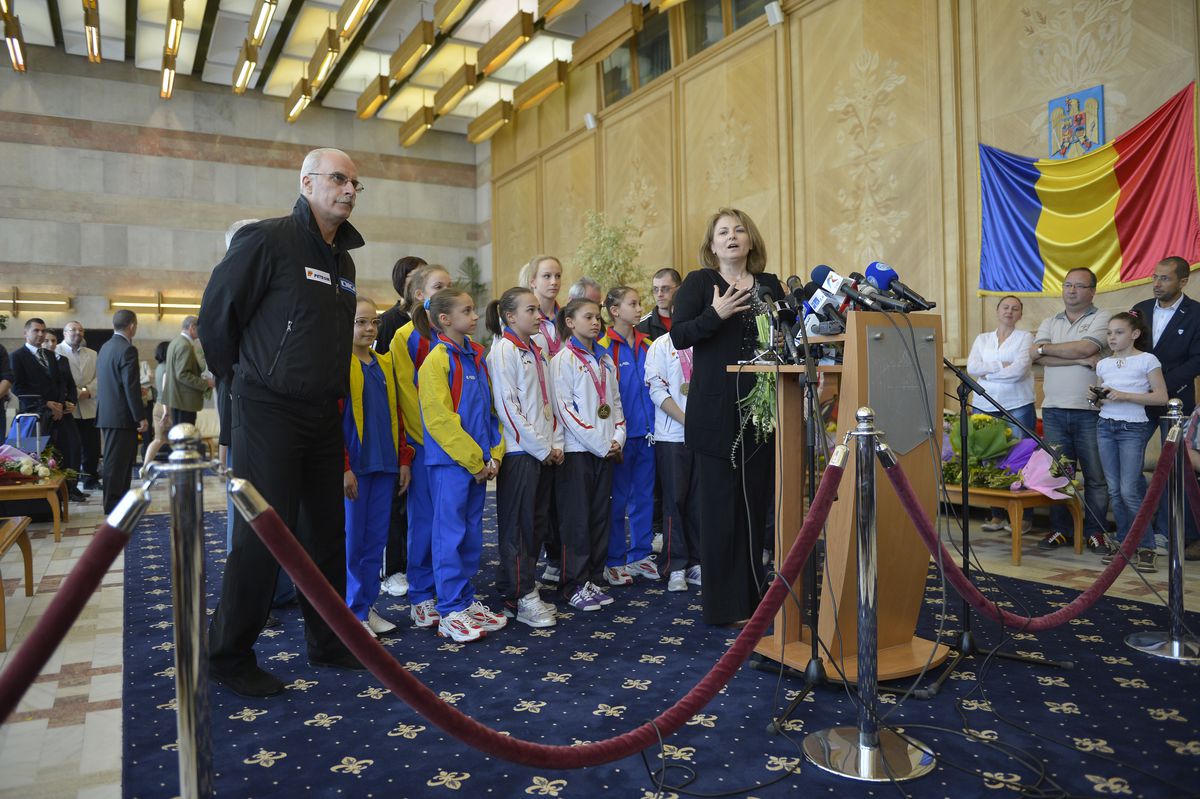 Mariana Bitang la 60 de ani