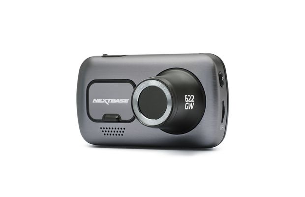 Nextbase Seria 2, in Liga Campionilor de camere de bord, inteligente