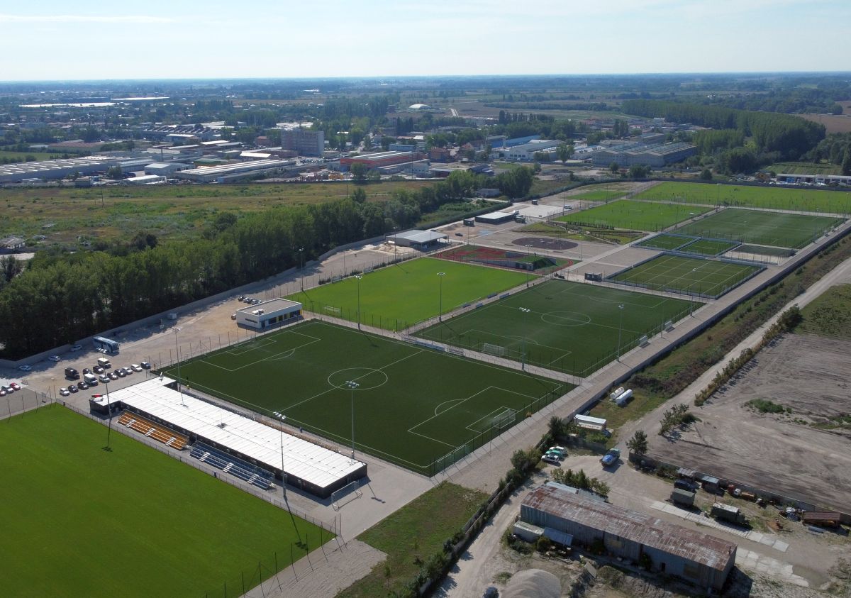 Gazeta a vizitat academia SF de 14 milioane € construită de Viktor Orban în Slovacia, în fieful lui Dunajska Streda: „Nu vezi așa ceva în România!”