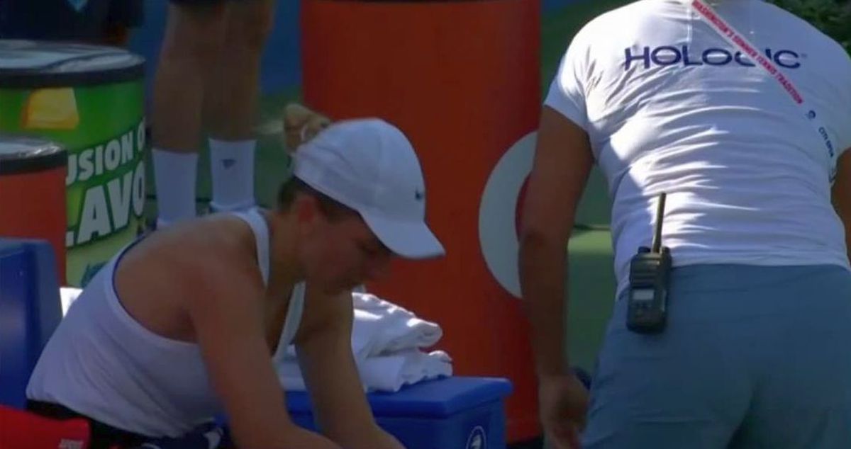 Cristian Tudor Popescu, îngrijorat din cauza Simonei Halep: „Nu e numai căldura de vină, trebuie să ia măsuri!” + „Nu e într-o situație fizică și psihică foarte bună”