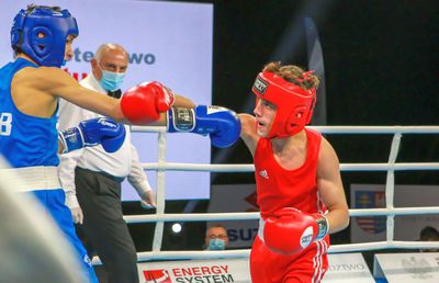 Cât costă să faci sport în România » Episodul 4: BOX. Sportul copiilor săraci » Ce sume sunt necesare pentru a deveni noul Doroftei sau Bute