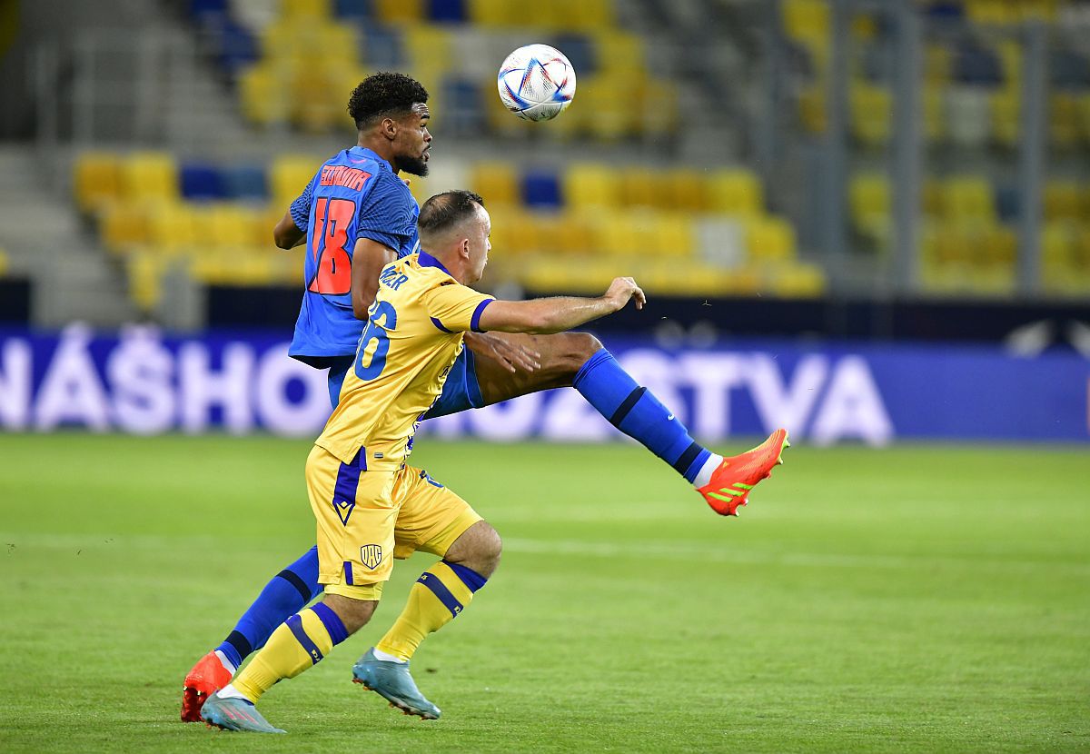 „A fost «criminal»!” » Dumitru Dragomir, la picioarele starului de la FCSB: „Uitați-vă ce a făcut!”