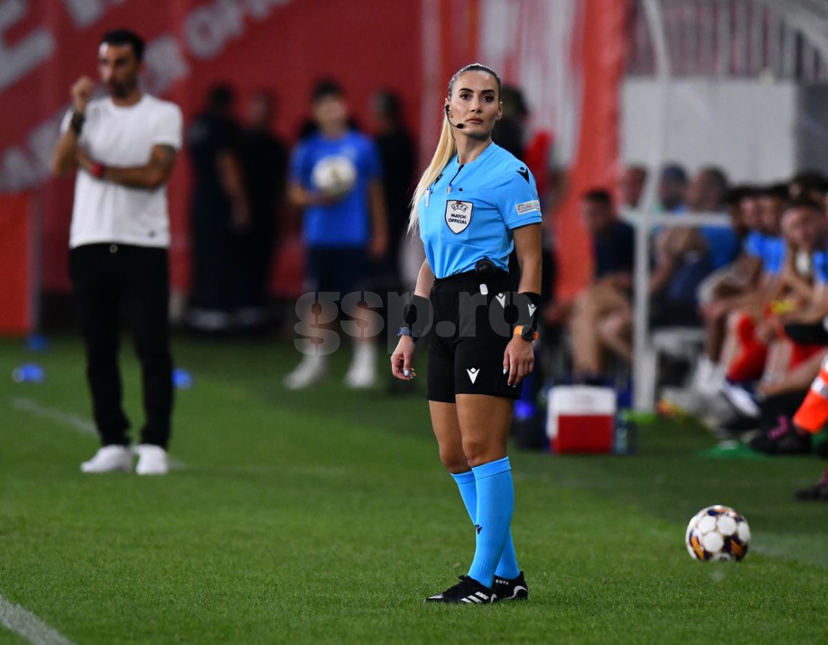 Emanuela Rusta, arbitru de rezervă în FCSB - CSKA 1948 Sofia