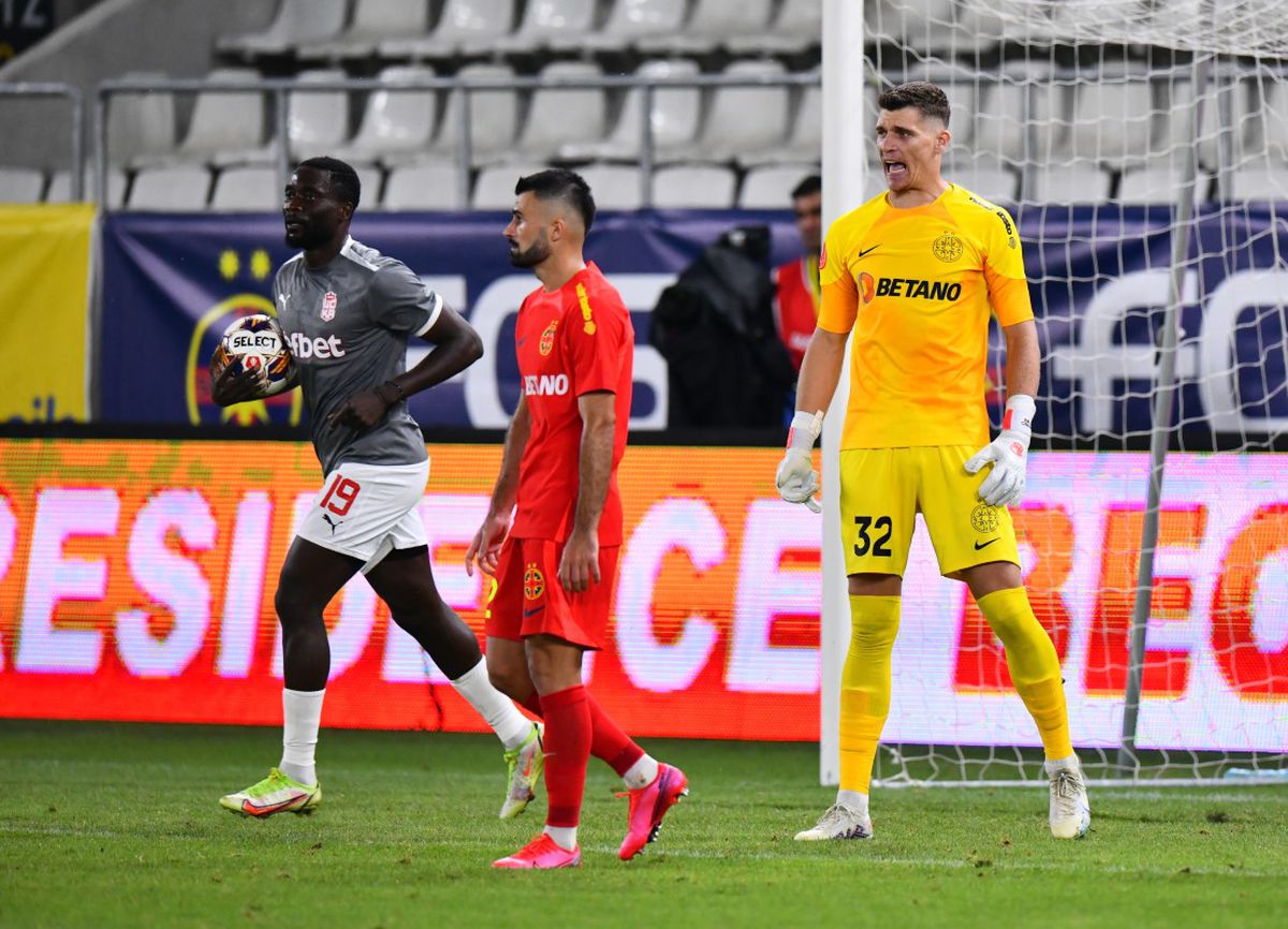 S-a luat de Becali, după FCSB - CSKA 1948: „Nu simte schimbările! Mai rău chinuie jucătorii”