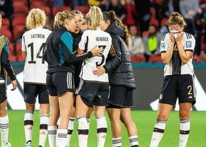 Șoc la Mondialul feminin! Germania, eliminată încă din faza grupelor, ca niciodată: „A jucat ca un cârnat vegan”