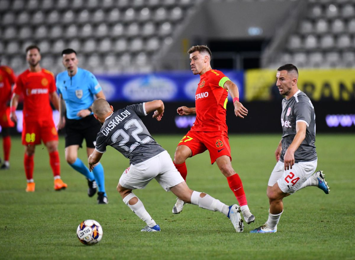 S-a luat de Becali, după FCSB - CSKA 1948: „Nu simte schimbările! Mai rău chinuie jucătorii”
