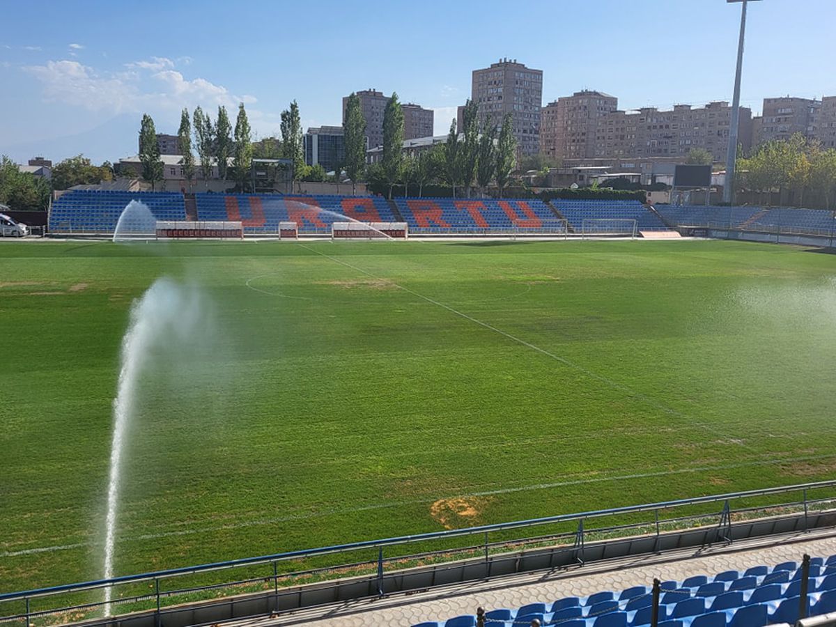 Cum arată stadionul pe care se joacă Uratu - Farul, în turul 2 preliminar al Conference League