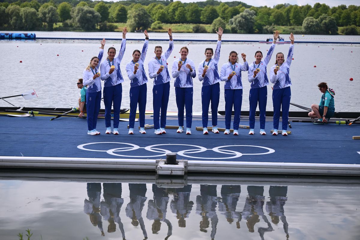 Barca feminină a României, aur la proba de 8+1