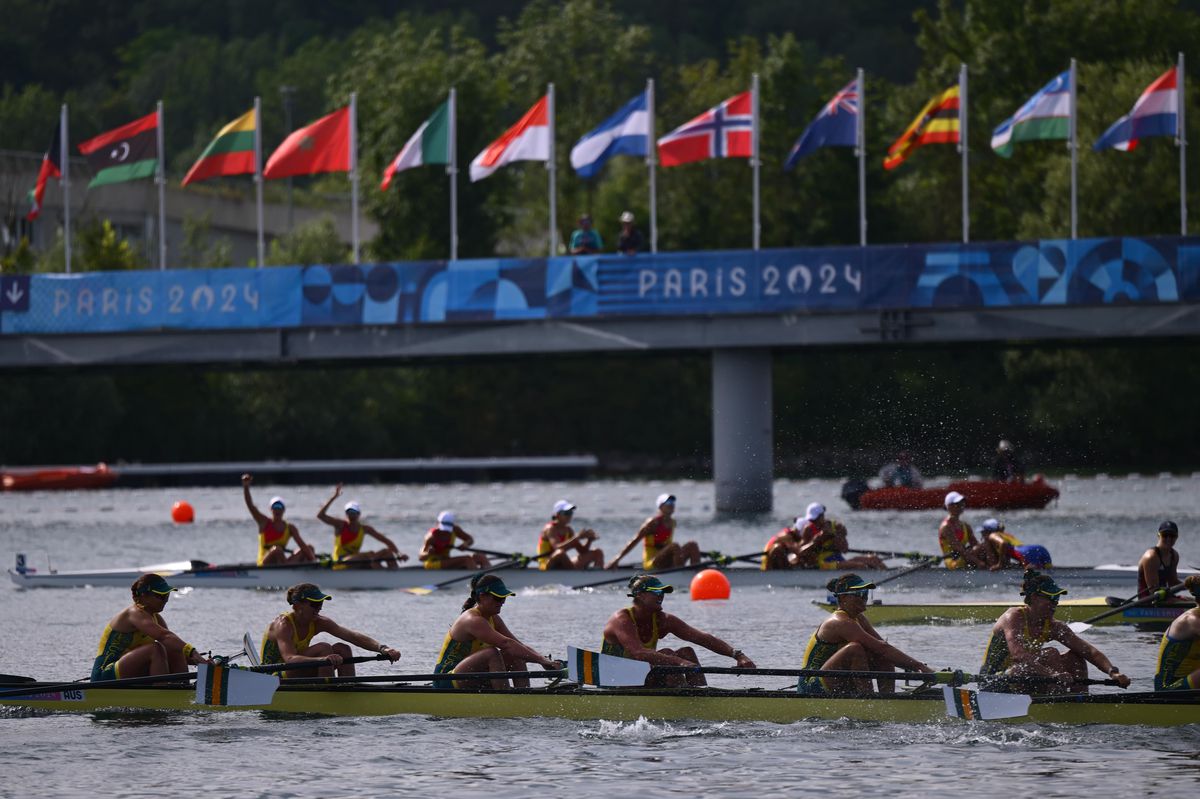 Barca feminină a României, aur la proba de 8+1