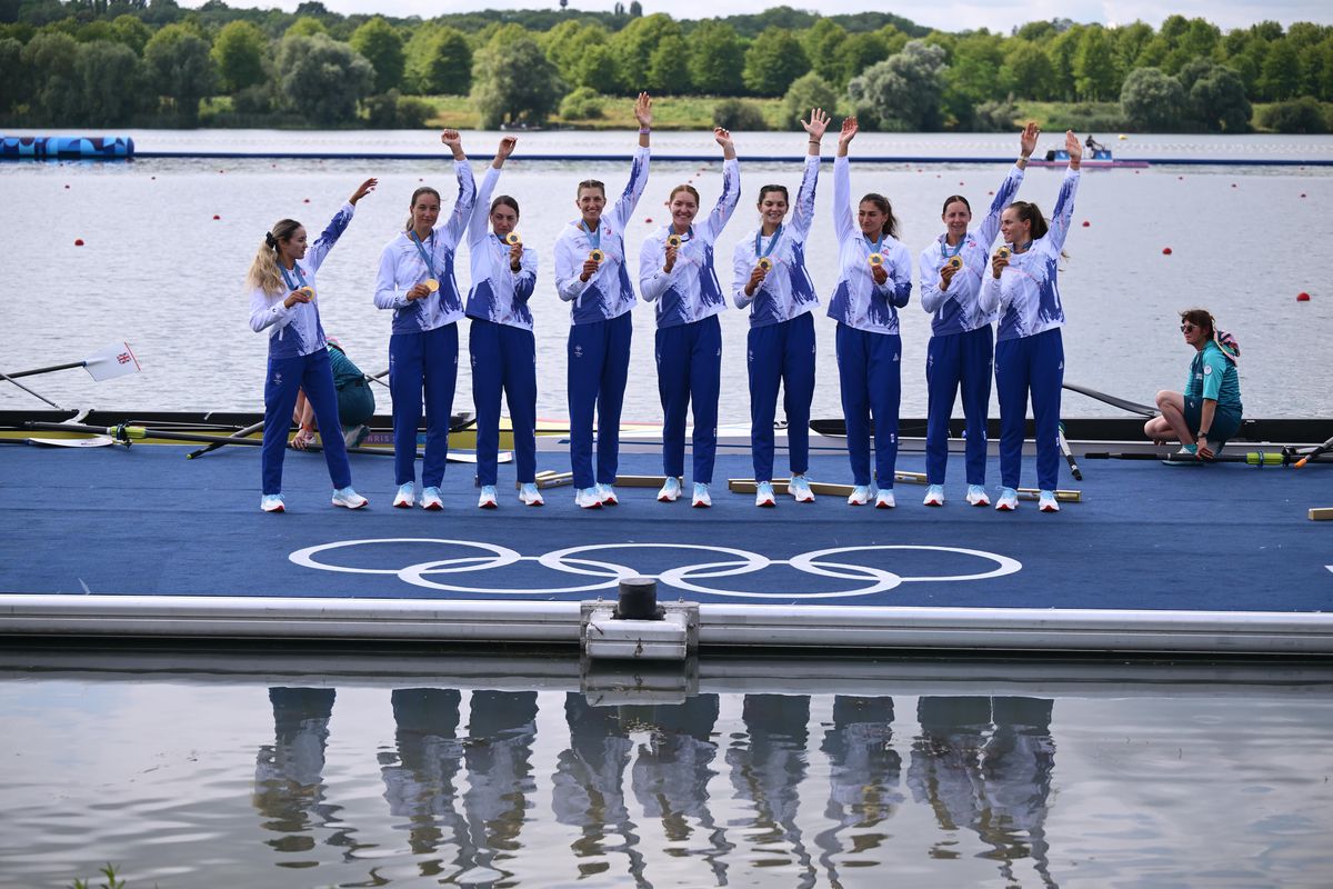 Barca feminină a României, aur la proba de 8+1